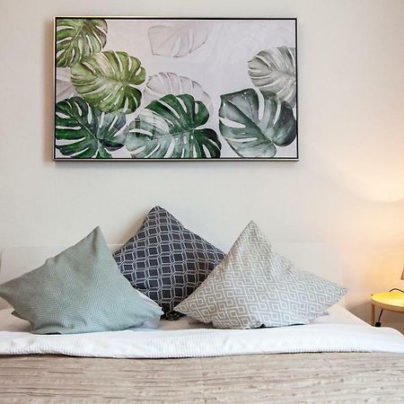 Nejedleho Apartmeet Прага Екстериор снимка