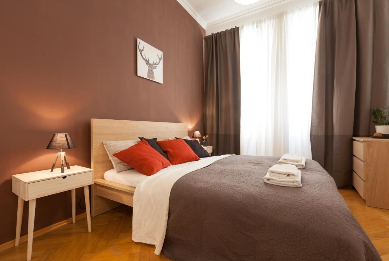 Nejedleho Apartmeet Прага Екстериор снимка