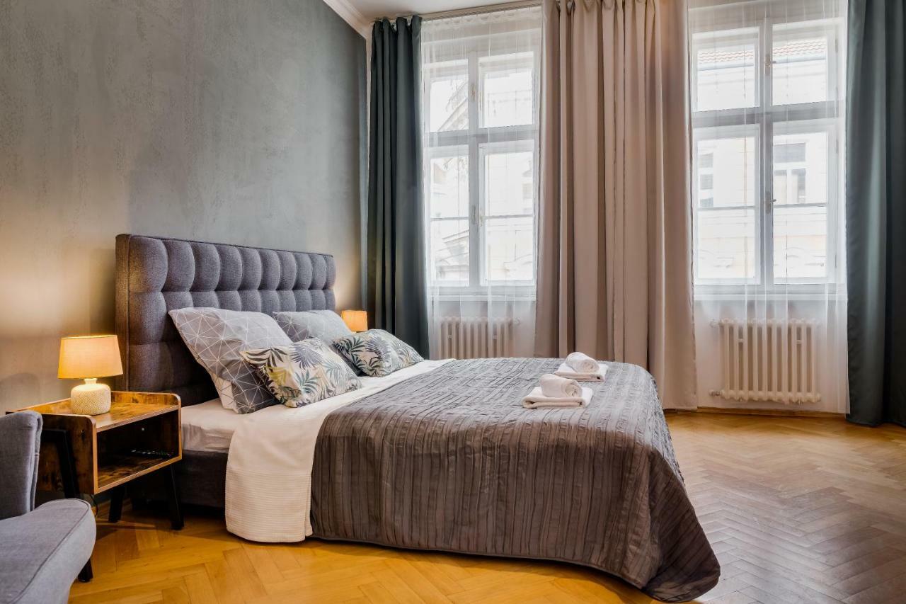 Nejedleho Apartmeet Прага Екстериор снимка