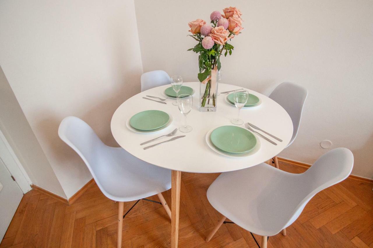 Nejedleho Apartmeet Прага Екстериор снимка