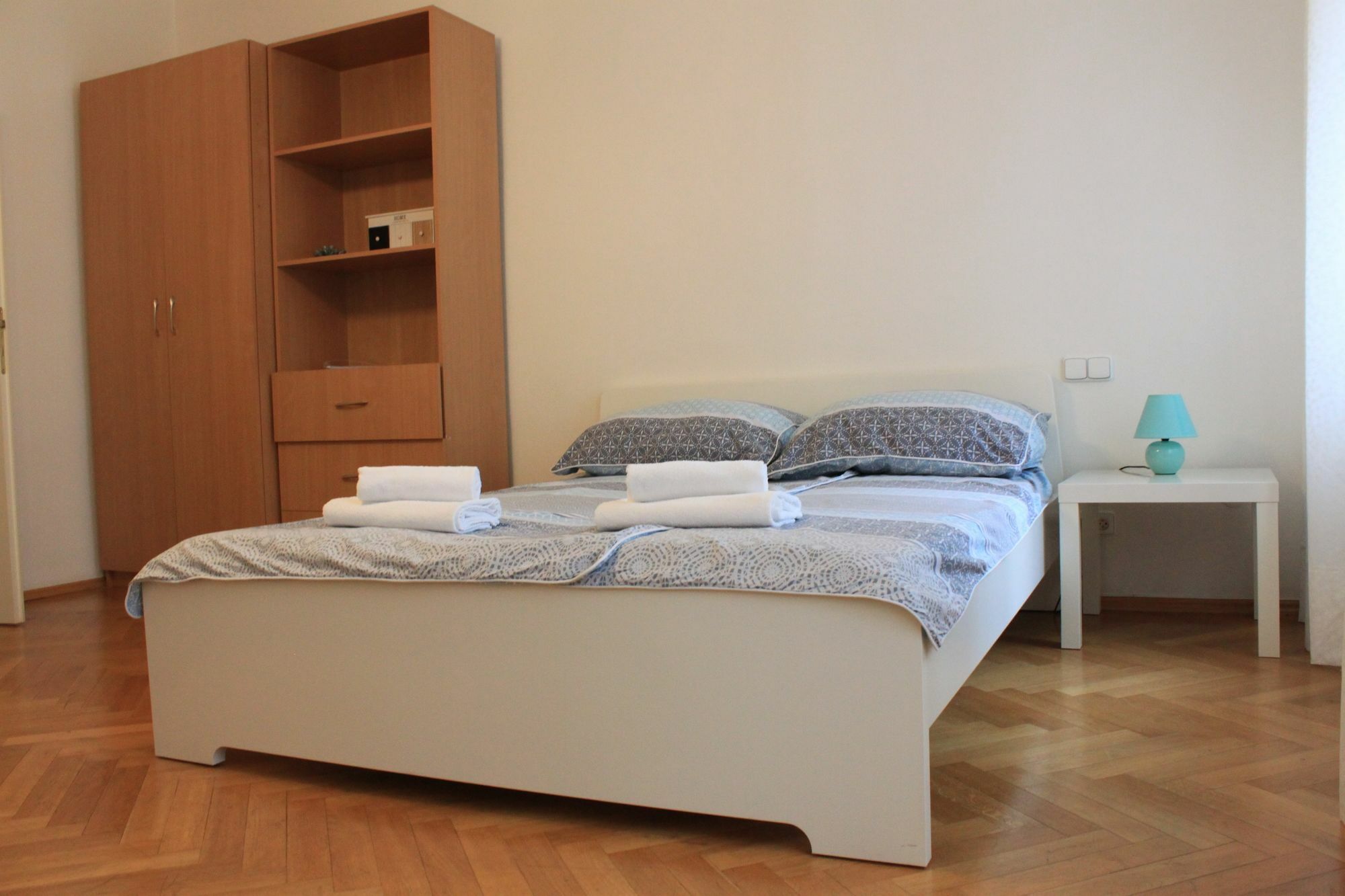 Nejedleho Apartmeet Прага Екстериор снимка